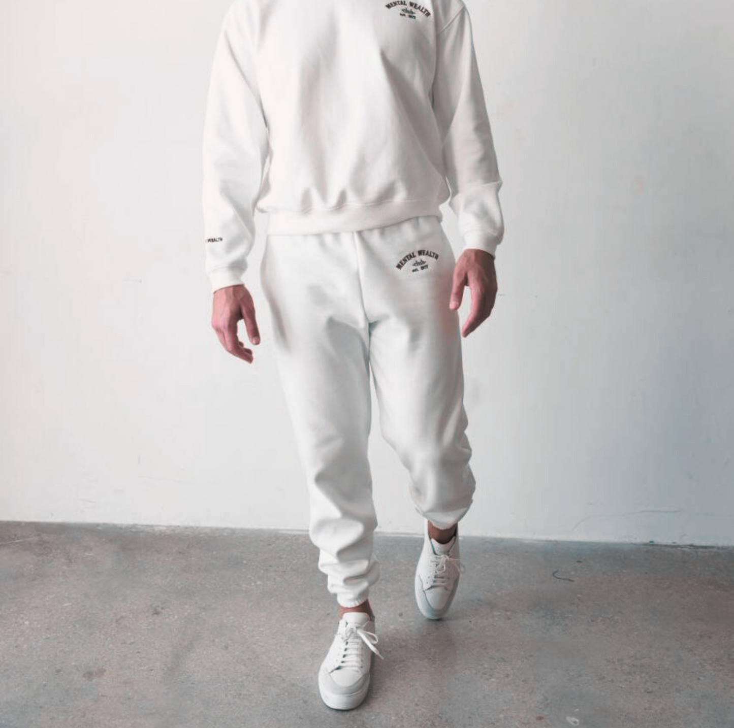 Men's White Everyday Sneaker